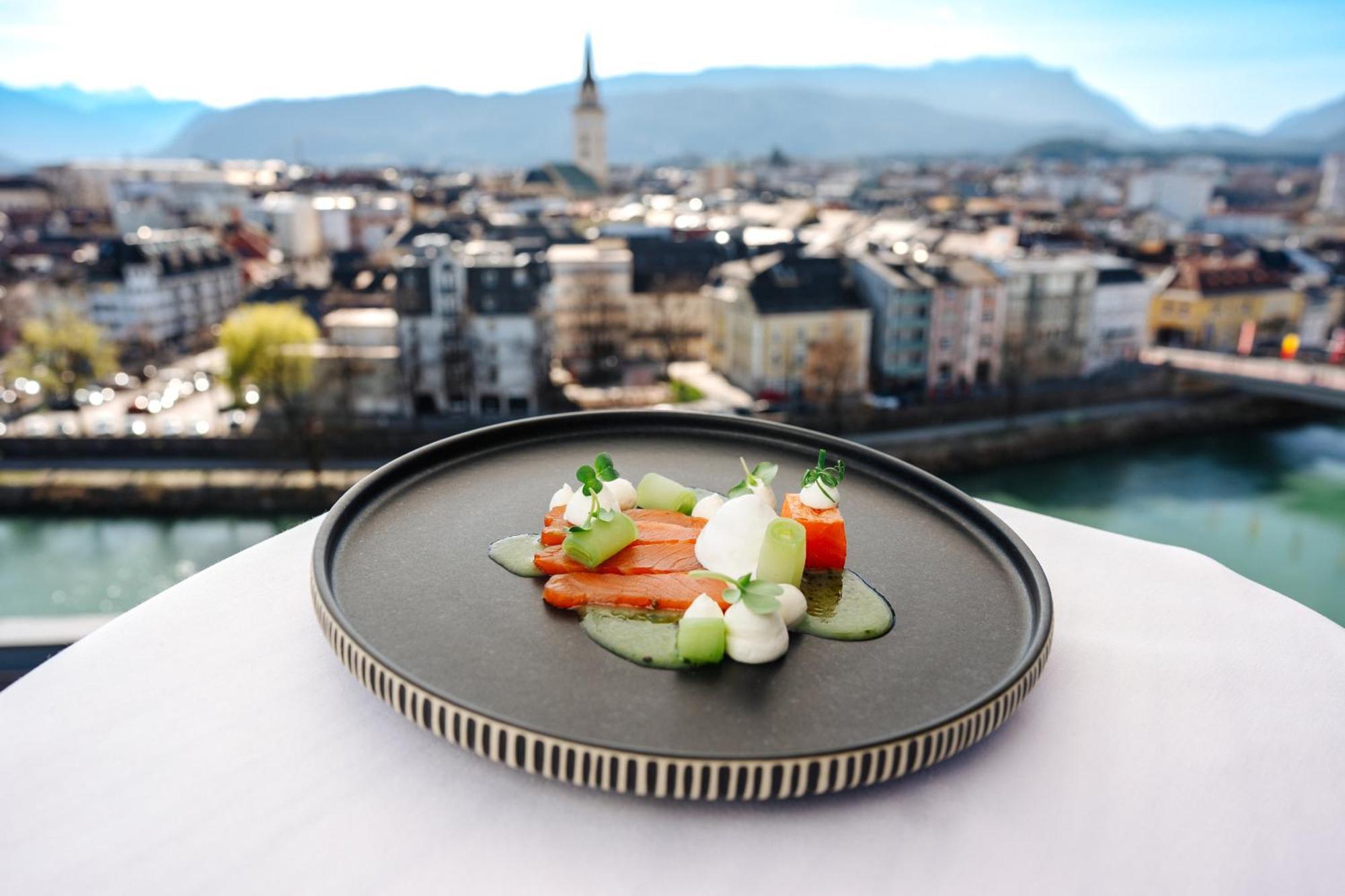 Voco Villach By Ihg Eksteriør bilde